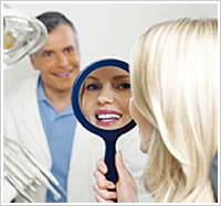 治療後の歯磨きと定期検診イメージ画像